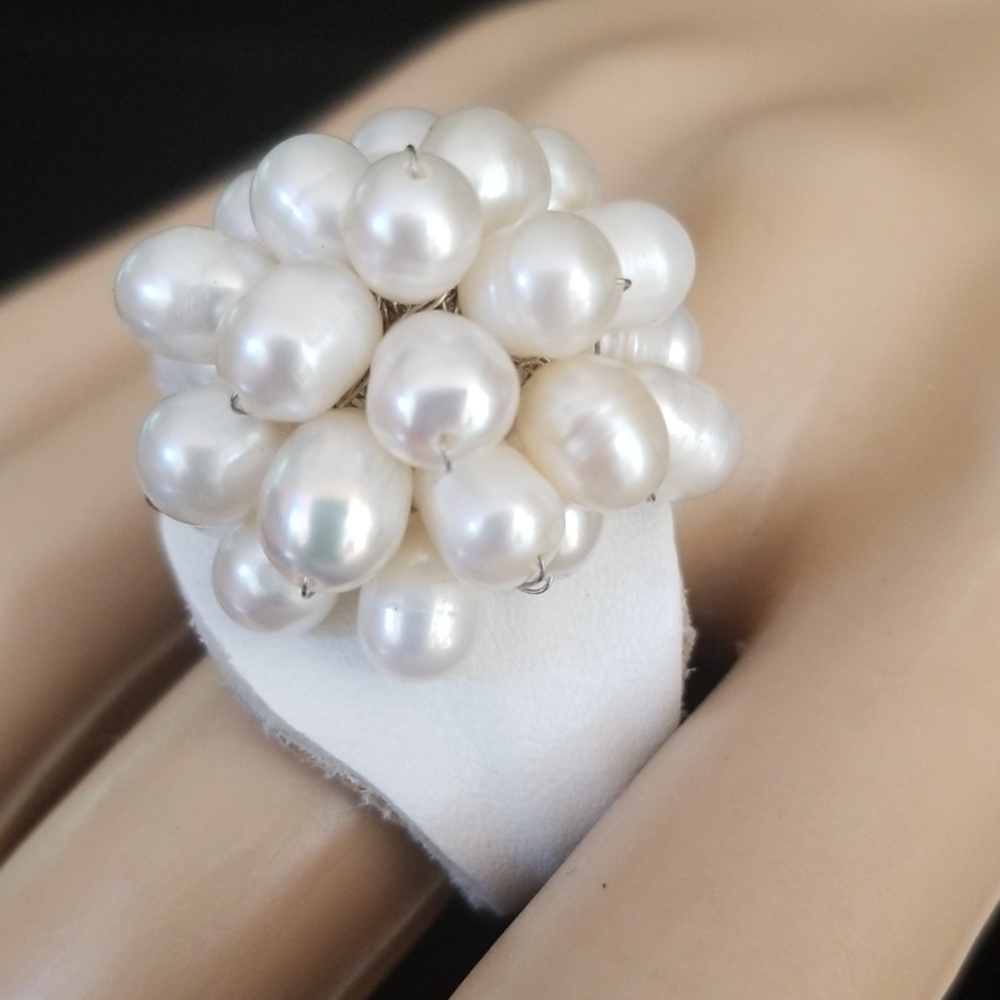 Freshwater Pearl and Leather Adjustable Ring - Picture 3 of 8